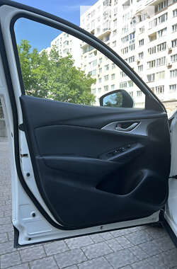 Внедорожник / Кроссовер Mazda CX-3 2017 в 