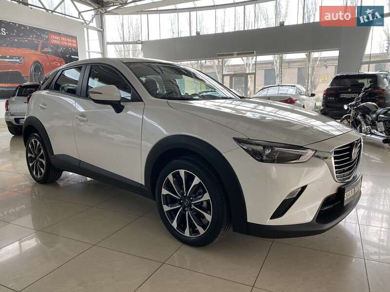 Позашляховик / Кросовер Mazda CX-3 2023 в 