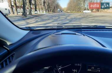 Внедорожник / Кроссовер Mazda CX-3 2017 в 