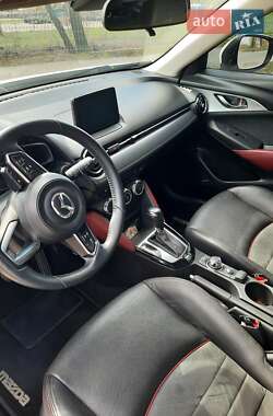 Внедорожник / Кроссовер Mazda CX-3 2017 в 