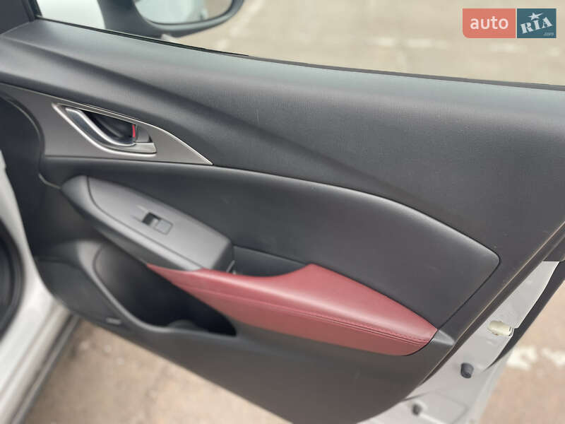 Внедорожник / Кроссовер Mazda CX-3 2015 в Чернигове
