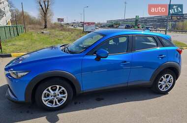 Позашляховик / Кросовер Mazda CX-3 2017 в 