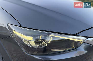 Внедорожник / Кроссовер Mazda CX-3 2016 в 