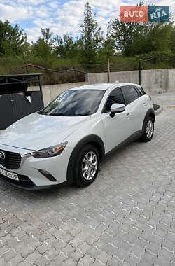 Позашляховик / Кросовер Mazda CX-3 2016 в 