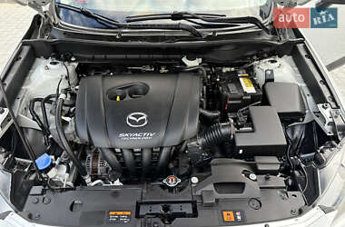 Позашляховик / Кросовер Mazda CX-3 2016 в 