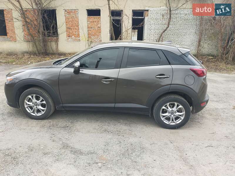 Внедорожник / Кроссовер Mazda CX-3 2015 в Пустомытах