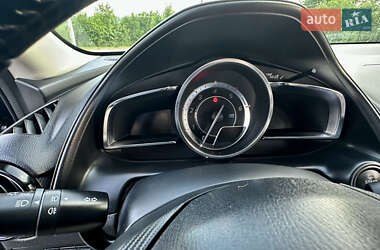 Внедорожник / Кроссовер Mazda CX-3 2016 в 