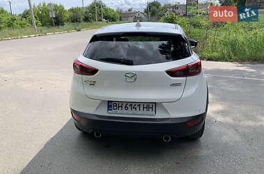 Внедорожник / Кроссовер Mazda CX-3 2016 в 
