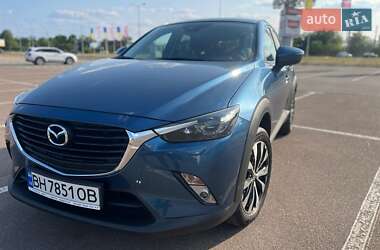 Внедорожник / Кроссовер Mazda CX-3 2017 в 