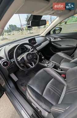 Позашляховик / Кросовер Mazda CX-3 2018 в 