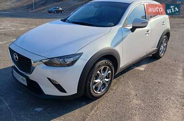 Внедорожник / Кроссовер Mazda CX-3 2016 в 