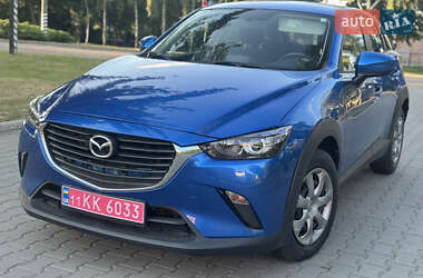 Внедорожник / Кроссовер Mazda CX-3 2017 в 