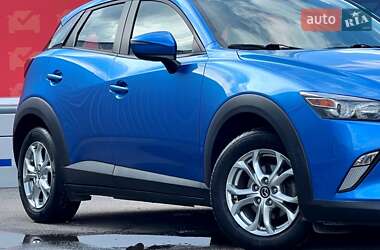 Внедорожник / Кроссовер Mazda CX-3 2015 в 
