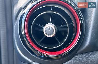 Внедорожник / Кроссовер Mazda CX-3 2015 в 