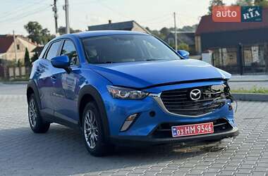 Позашляховик / Кросовер Mazda CX-3 2015 в 