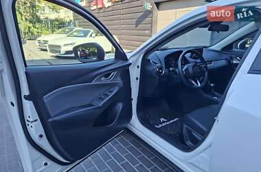 Позашляховик / Кросовер Mazda CX-3 2023 в 