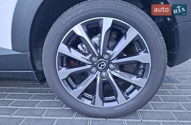 Позашляховик / Кросовер Mazda CX-3 2023 в 