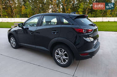 Позашляховик / Кросовер Mazda CX-3 2020 в 