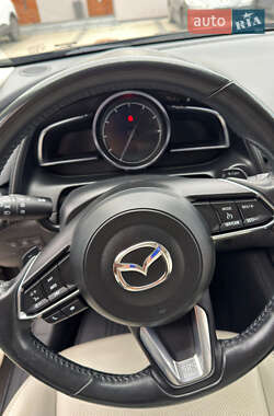 Позашляховик / Кросовер Mazda CX-3 2018 в 