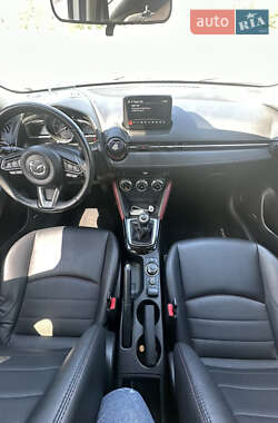 Позашляховик / Кросовер Mazda CX-3 2017 в 