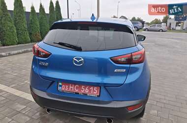 Позашляховик / Кросовер Mazda CX-3 2017 в 