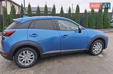 Позашляховик / Кросовер Mazda CX-3 2017 в 