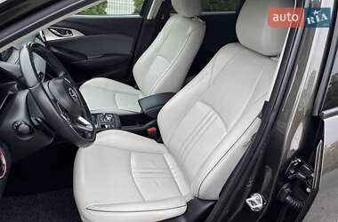Позашляховик / Кросовер Mazda CX-3 2018 в  фото 47 Позашляховик / Кросовер Mazda CX-3 2018 в