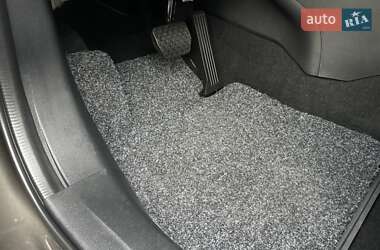 Позашляховик / Кросовер Mazda CX-3 2018 в  фото 60 Позашляховик / Кросовер Mazda CX-3 2018 в