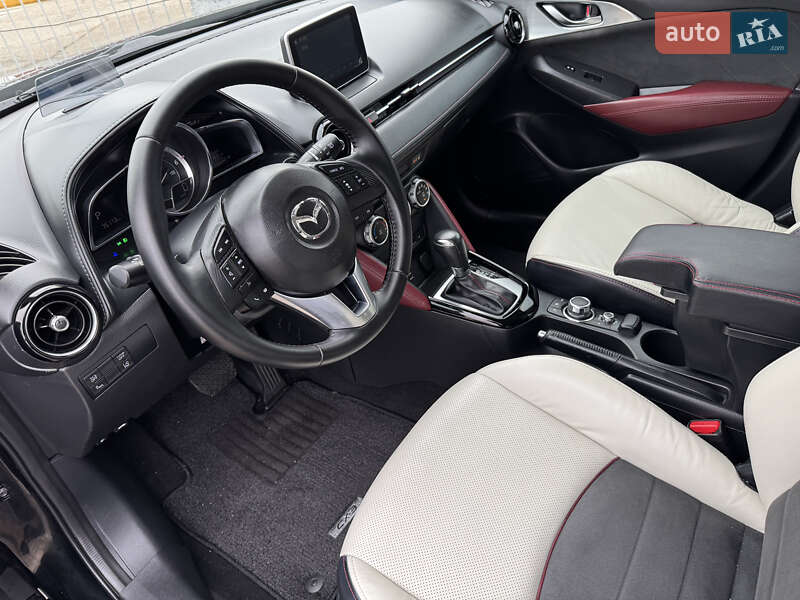 Внедорожник / Кроссовер Mazda CX-3 2015 в Киеве