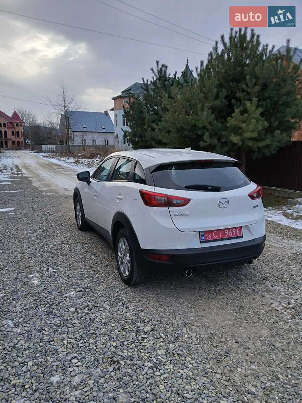 Внедорожник / Кроссовер Mazda CX-3 2016 в Черновцах