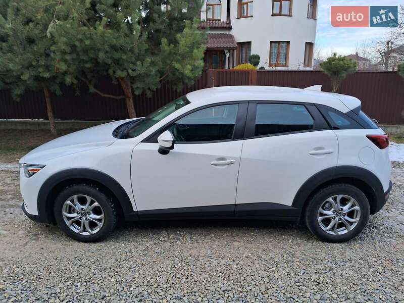 Внедорожник / Кроссовер Mazda CX-3 2016 в Черновцах