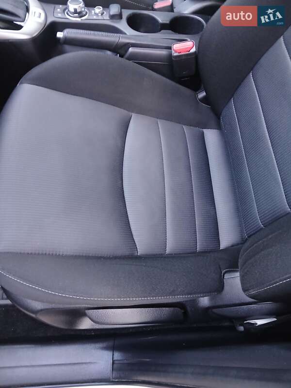 Внедорожник / Кроссовер Mazda CX-3 2016 в Черновцах