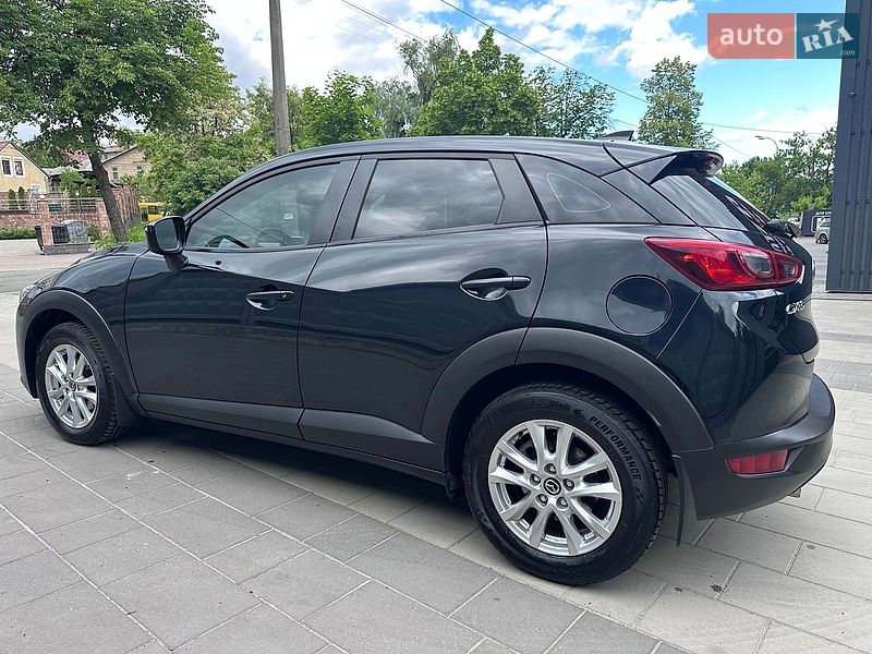 Внедорожник / Кроссовер Mazda CX-3 2015 в Киеве
