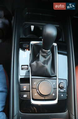 Позашляховик / Кросовер Mazda CX-50 2024 в 