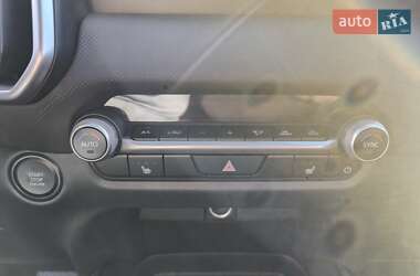 Внедорожник / Кроссовер Mazda CX-50 2024 в 