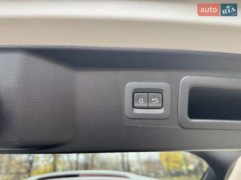 Позашляховик / Кросовер Mazda CX-50 2022 в Дніпрі фото 35 Позашляховик / Кросовер Mazda CX-50 2022 в Дніпрі