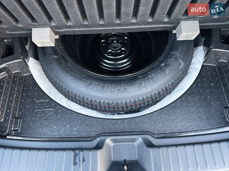 Внедорожник / Кроссовер Mazda CX-50 2024 в Одессе