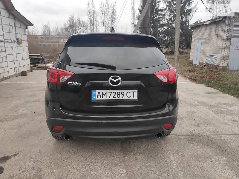 Позашляховик / Кросовер Mazda CX-5 2015 в Києві