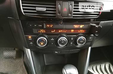 Позашляховик / Кросовер Mazda CX-5 2015 в 
