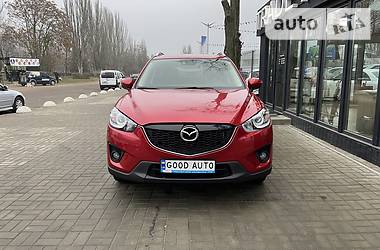 Позашляховик / Кросовер Mazda CX-5 2015 в 