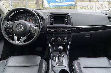 Позашляховик / Кросовер Mazda CX-5 2015 в 