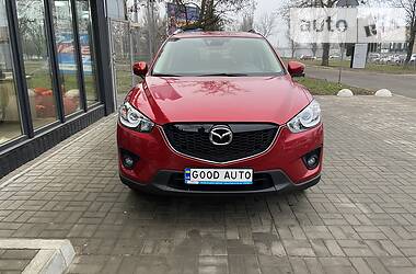 Позашляховик / Кросовер Mazda CX-5 2015 в 