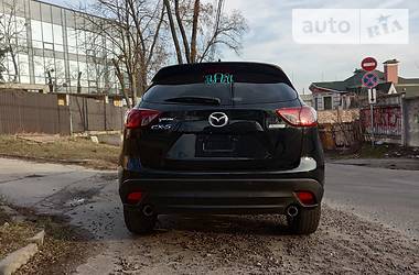 Позашляховик / Кросовер Mazda CX-5 2014 в 