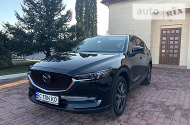Позашляховик / Кросовер Mazda CX-5 2018 в 