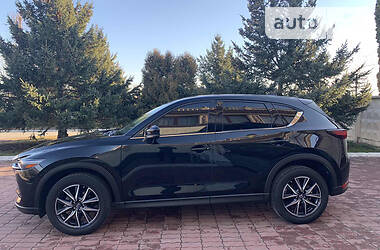 Позашляховик / Кросовер Mazda CX-5 2018 в 