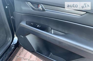 Позашляховик / Кросовер Mazda CX-5 2018 в 