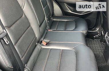 Внедорожник / Кроссовер Mazda CX-5 2018 в 