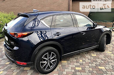 Внедорожник / Кроссовер Mazda CX-5 2018 в 