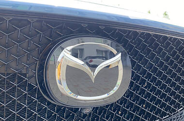 Позашляховик / Кросовер Mazda CX-5 2019 в 