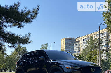 Позашляховик / Кросовер Mazda CX-5 2017 в 